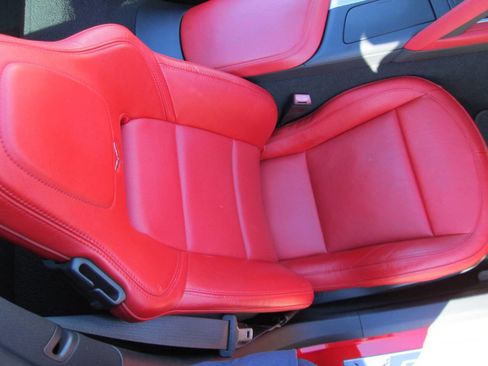 Used 2014 Chevrolet Corvette Stingray Z51 2dr Coupe w/ 3LT Preferred Equipment Group image 77