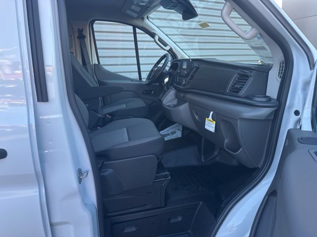 Used 2025 Ford Transit 350 148 Low Roof AWD image 28