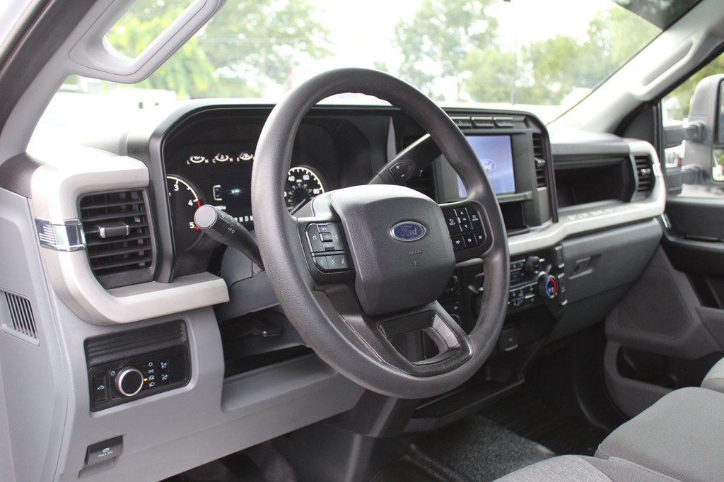 Used 2024 Ford F250 XL w/ XL Off-Road Package AWD/4WD image 13