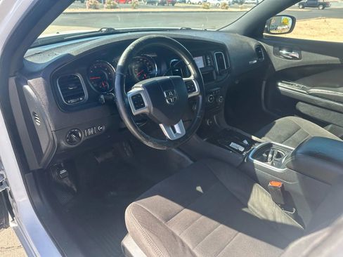 Used 2014 Dodge Charger Police w/ Connectivity Group image 9