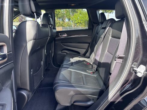 Used 2015 Jeep Grand Cherokee Overland w/ Advanced Technology Group image 32