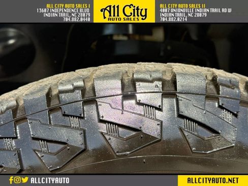 Used 2019 RAM 2500 Tradesman w/ Chrome Appearance Group AWD/4WD image 35