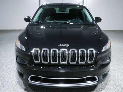 Used 2018 Jeep Cherokee Limited FWD image 4