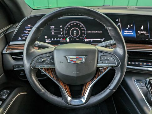 Used 2021 Cadillac Escalade ESV Luxury AWD/4WD image 23