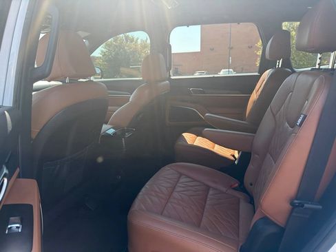 Used 2024 Kia Telluride SX X-Line AWD/4WD image 17