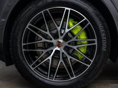 New 2026 Porsche Cayenne E-Hybrid image 20