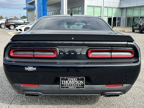 Used 2019 Dodge Challenger R/T Scat Pack image 3