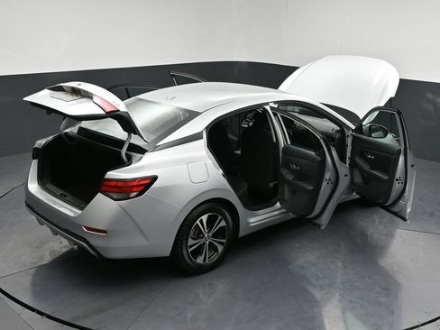 Used 2022 Nissan Sentra SV w/ Trunk Package image 31