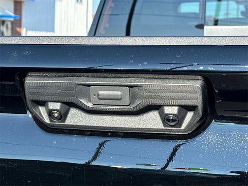 Certified 2025 Chevrolet Silverado 2500 High Country w/ Technology Package image 24