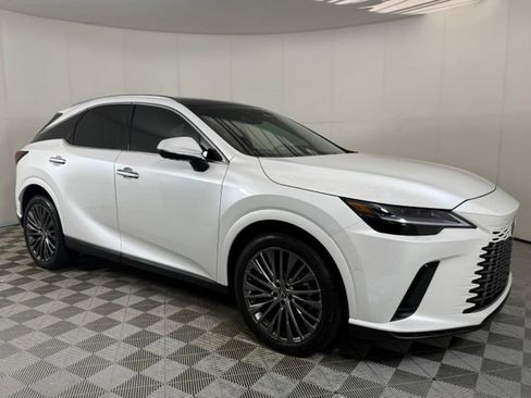 Used 2023 Lexus RX 350 w/ Accessory Package (2T) AWD/4WD image 11