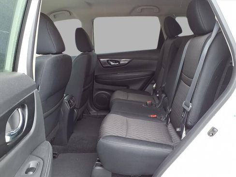 Used 2017 Nissan Rogue S w/ S Appearance Package image 15