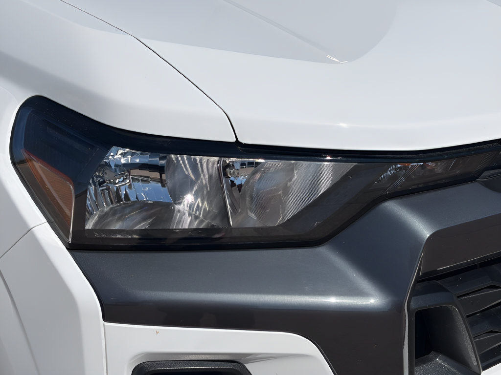 Used 2024 Chevrolet Colorado LT w/ LT Convenience Package RWD image 9