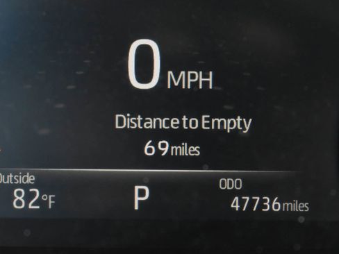 Used 2023 Toyota Highlander L image 32