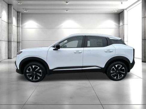 New 2026 Nissan Kicks SV w/ SV Premium Package AWD/4WD image 5