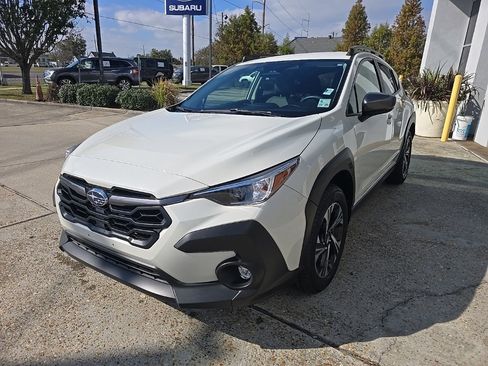 Used 2024 Subaru Crosstrek 2.0i Premium image 4