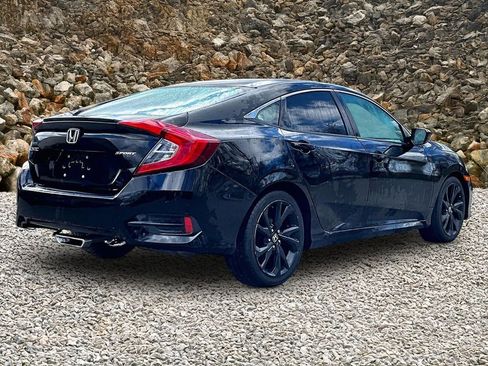 Used 2019 Honda Civic Sport image 2