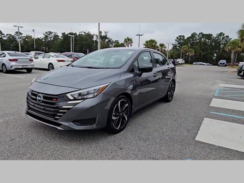 Used 2023 Nissan Versa SR w/ Electronics Package image 22
