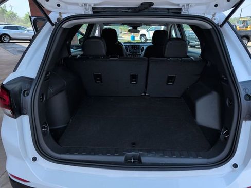 Used 2023 Chevrolet Equinox LS FWD image 20