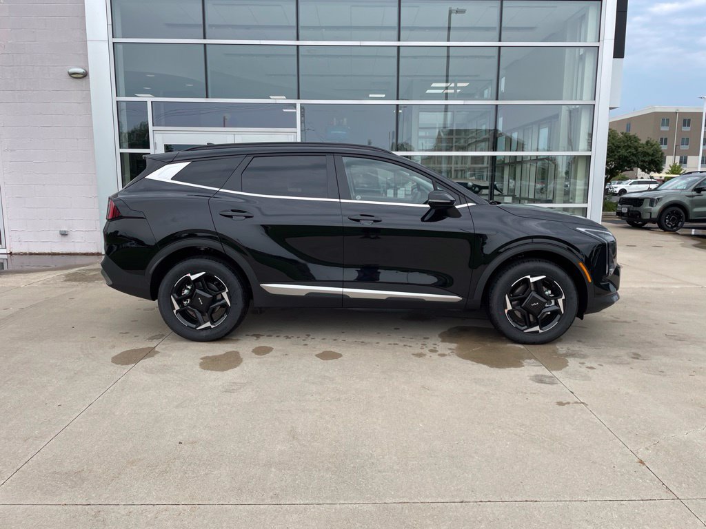 New 2026 Kia Sportage EX w/ EX Panorama Roof Package AWD/4WD image 4