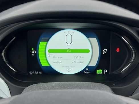 Used 2021 Chevrolet Bolt Premier w/ Infotainment Package image 24