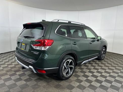 Used 2023 Subaru Forester Touring image 3