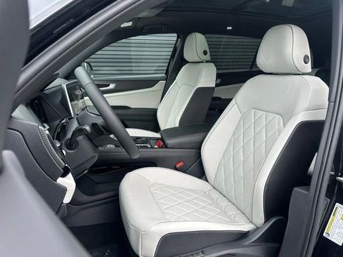 New 2025 Volkswagen Atlas Cross Sport SEL Premium R-Line AWD/4WD image 11