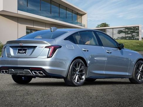 New 2026 Cadillac CT5 V w/ Platinum Package RWD image 4