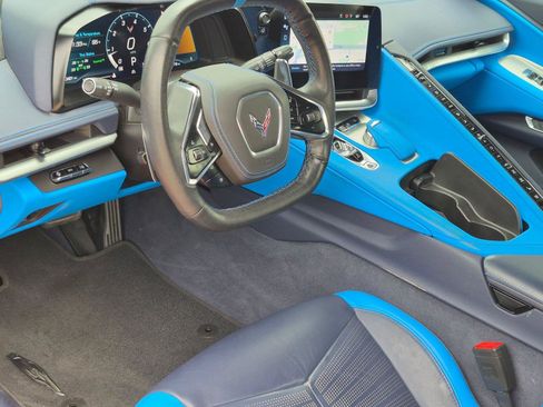 Used 2024 Chevrolet Corvette Stingray Premium Conv w/ Z51 Performance Package RWD image 9