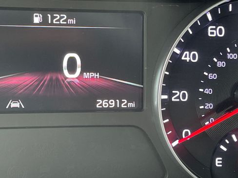 Certified 2024 Kia Forte LXS FWD image 9