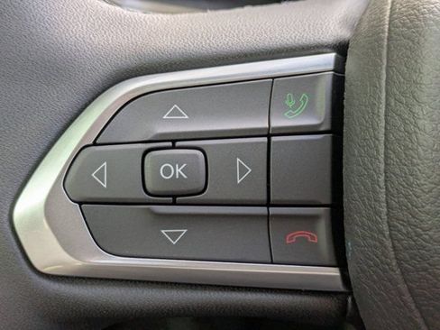 New 2026 Jeep Compass Latitude w/ Sun and Sound Group AWD/4WD image 22