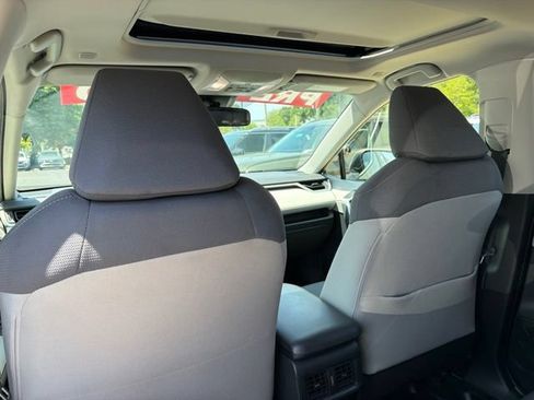 Used 2025 Toyota RAV4 XLE w/ Convenience Package AWD/4WD image 31