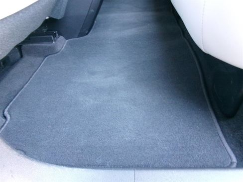 Used 2024 Cadillac Lyriq Sport image 34