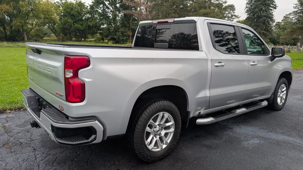 Used 2022 Chevrolet Silverado 1500 RST AWD/4WD image 4