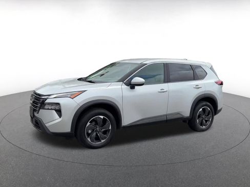 Used 2025 Nissan Rogue SV AWD/4WD image 7