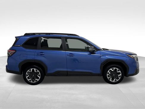 Used 2026 Subaru Forester Premium AWD/4WD image 8