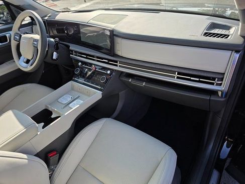 New 2026 Hyundai Santa Fe Calligraphy image 9