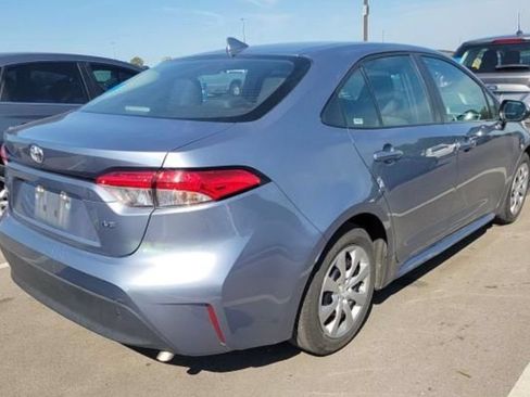 Used 2025 Toyota Corolla LE FWD image 6