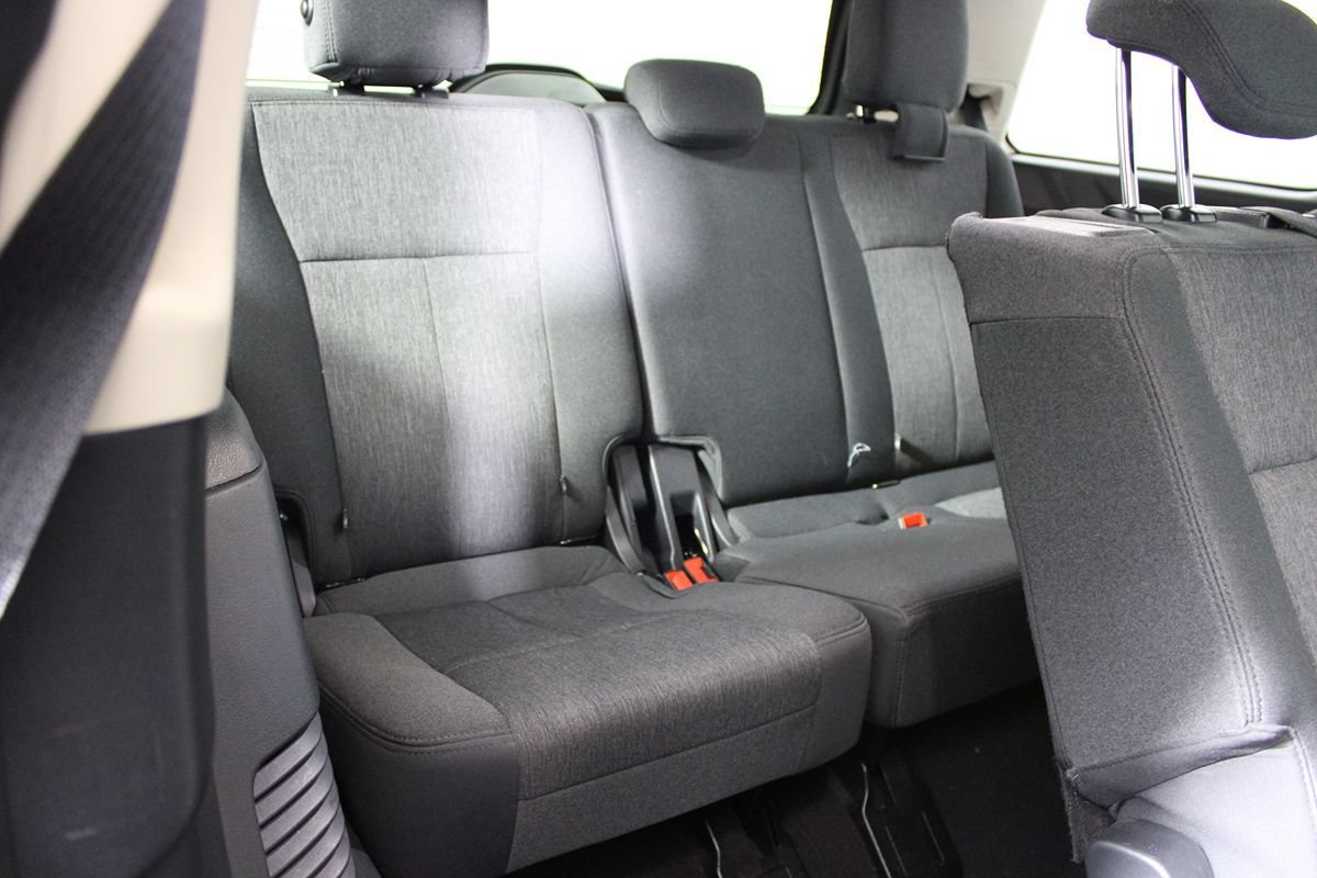 Used 2024 Ford Expedition XLT RWD image 30