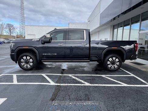 Certified 2024 GMC Sierra 2500 Denali w/ Technology Package image 4