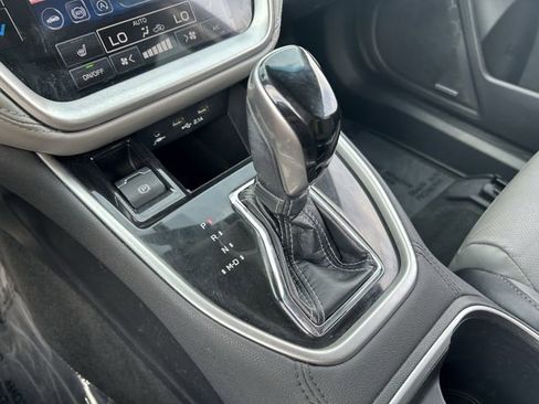 Used 2020 Subaru Outback Limited AWD/4WD image 15