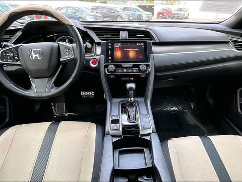 Used 2018 Honda Civic Sport Touring image 11