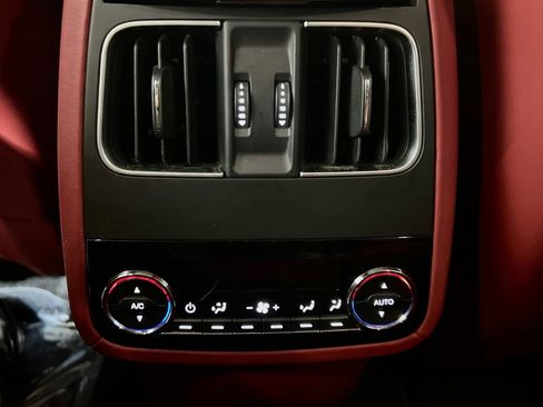 Used 2020 Maserati Levante S GranSport AWD/4WD image 20