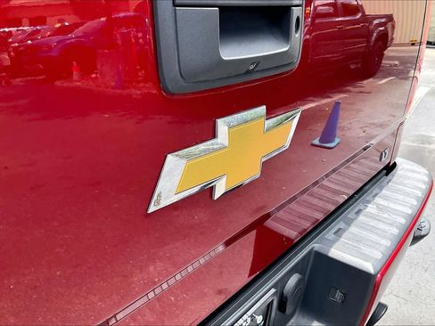 Used 2018 Chevrolet Silverado 1500 LT w/ All Star Edition AWD/4WD image 9
