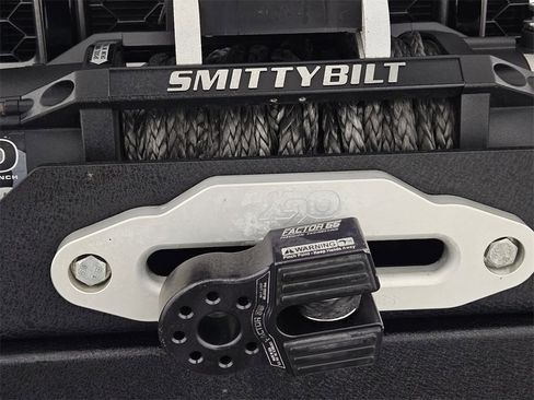 Used 2020 Jeep Gladiator Rubicon image 12