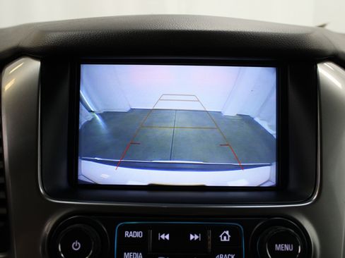 Used 2020 Chevrolet Suburban Premier image 34