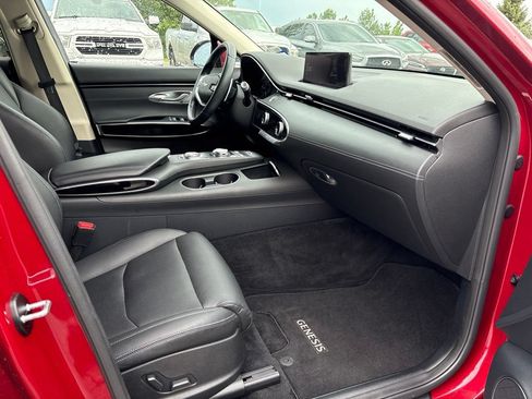 Used 2025 Genesis GV70 2.5T AWD/4WD image 24