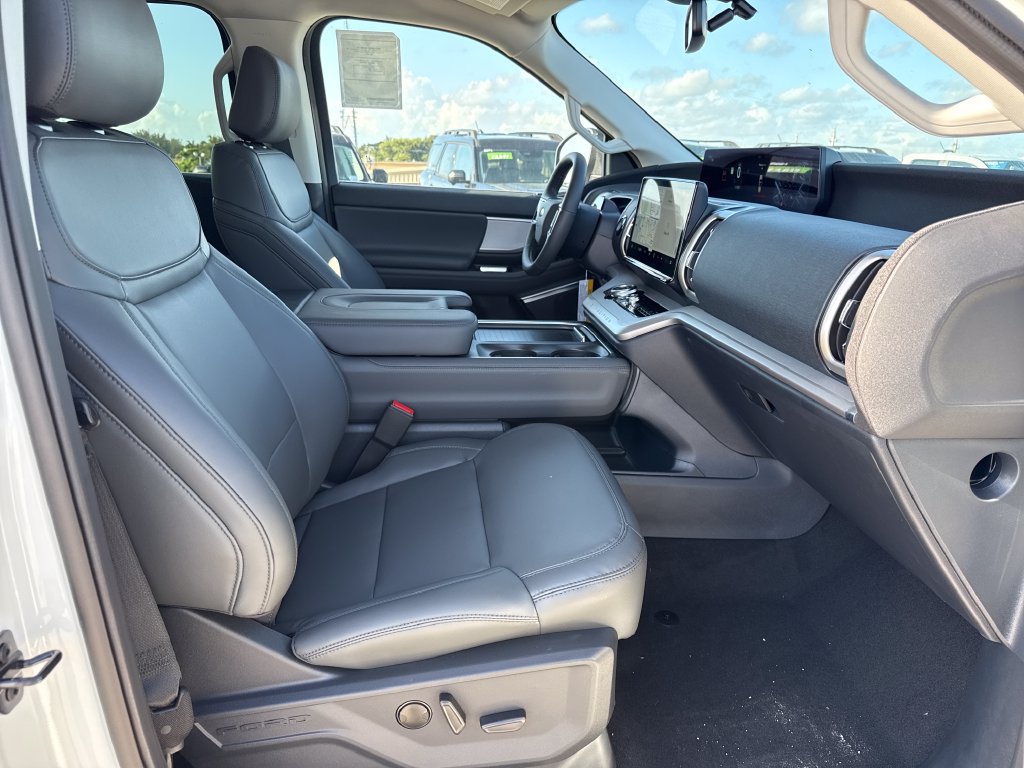New 2027 Ford Expedition Max Active RWD image 22