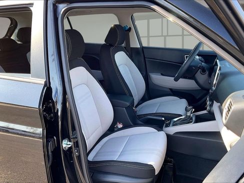 New 2026 Hyundai Venue SEL image 10