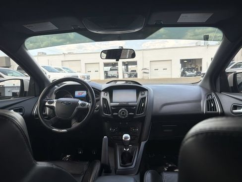 Used 2014 Ford Focus ST w/ Equipment Group 202A FWD image 20