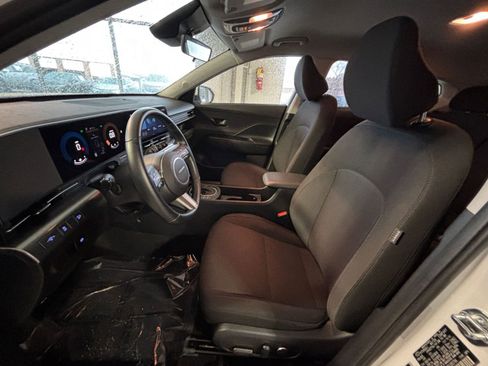 Used 2025 Hyundai Kona SEL image 27